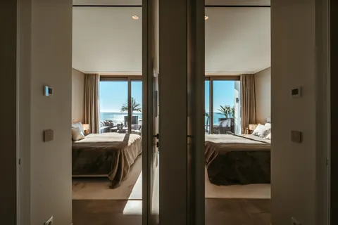 Luxury Penthouse Sea View swimming pool and jacuzzi, 3 bedrooms in Algarve price for sale For Super Rich