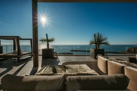 Luxury Penthouse Sea View swimming pool and jacuzzi, 3 bedrooms in Algarve expensive for sale For Super Rich