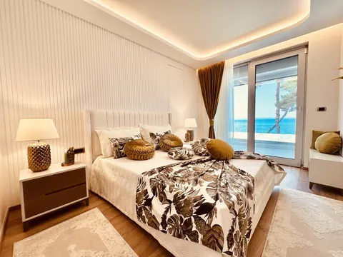 Luxury Villa Beach Front first line from the sea, 5 bedrooms in Halkidiki Classified ads for sale For Super Rich