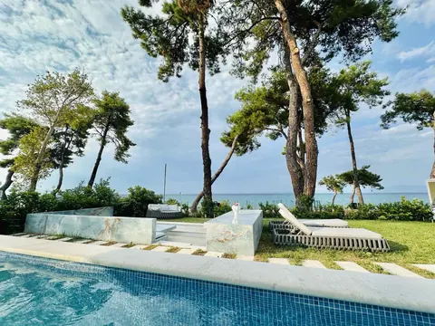 Luxury Villa Beach Front first line from the sea, 5 bedrooms in Halkidiki property for sale For Super Rich