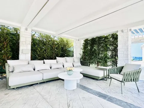 Luxury Villa Beach Front first line from the sea, 5 bedrooms in Halkidiki ads for sale For Super Rich