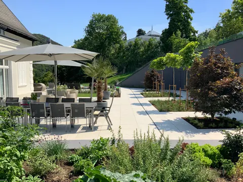 Luxury Villa Mountain View, 4 bedrooms in Hinterbrühl New for sale For Super Rich