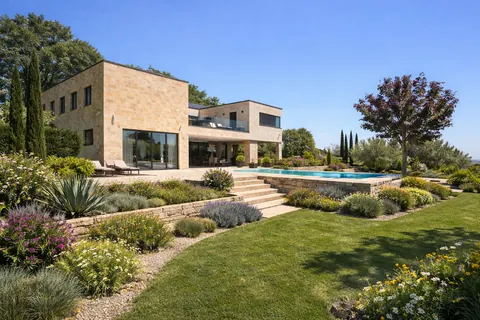 contemporary Villa Panoramic View, 5 bedrooms in Vienna