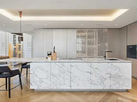 Luxury Apartment Panoramic View, 3 bedrooms in Vienna available for sale For Super Rich