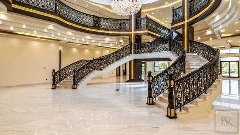 Contemporary Villa Marvelous views of Montgomerie golf course Sector L, 12 bedrooms in Emirates Hills - Dubai value for sale For Super Rich
