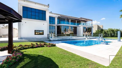 Contemporary Villa Marvelous views of Montgomerie golf course Sector L, 12 bedrooms in Emirates Hills - Dubai property for sale For Super Rich