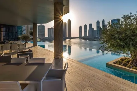 Luxury Penthouse Panoramic View overlooks the Dubai Canal and the Skyline, 5 bedrooms in Business Bay - Dubai