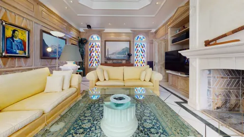 Premium Villa Panoramic View Edge of the cliff, 6 bedrooms in Tahiti ultra luxury for sale For Super Rich