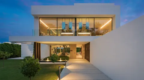 High-end Villa Elevator magnificent view, 5 bedrooms in The Golden Mile - Marbella photos for sale For Super Rich