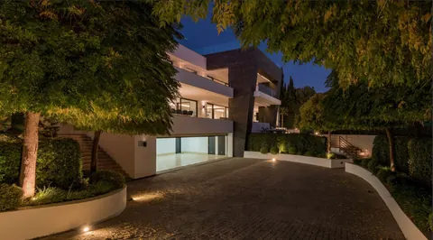Modern Villa sea views from 3 levels rooftop swimming pool, 6 bedrooms in Sierra Blanca - Marbella price for sale For Super Rich