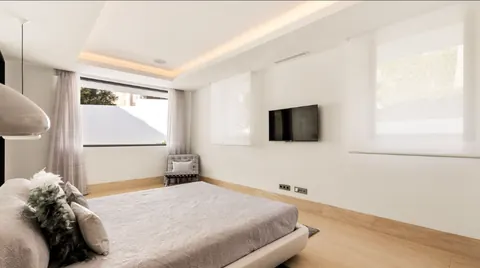 Modern Villa sea views from 3 levels rooftop swimming pool, 6 bedrooms in Sierra Blanca - Marbella prix for sale For Super Rich
