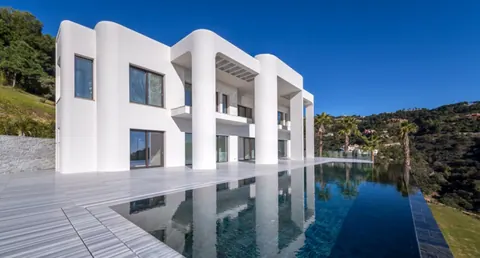 Architectural Villa spacious infinity pool Unique view, 11 bedrooms in La Zagaleta - Benahavis - Marbella search for sale For Super Rich