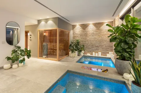 Modern Villa Indoor & outdoor pool sauna & Jacuzzi, 6 bedrooms in Benahavis La Quinta - Marbella properties for sale For Super Rich