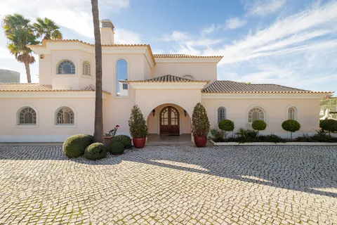 Architectural Villa Panoramic View Golf View, 4 bedrooms in Vale do Lobo RECO402 for sale For Super Rich