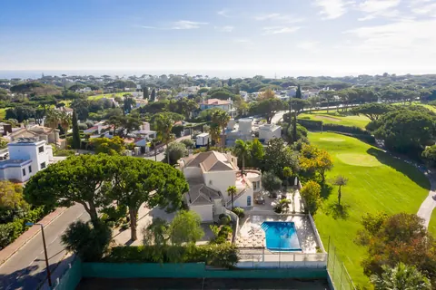 Architectural Villa Panoramic View Golf View, 4 bedrooms in Vale do Lobo expensive for sale For Super Rich
