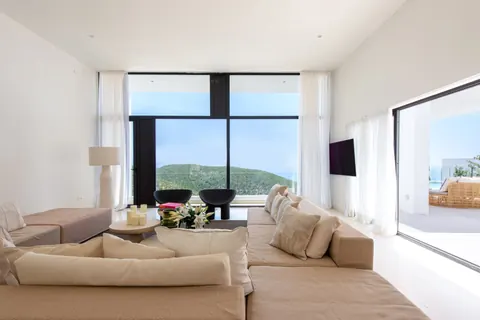 Modern Villa Ocean views minutes from the only golf course, 7 bedrooms in Santa Eulalia - Ibiza value for sale For Super Rich
