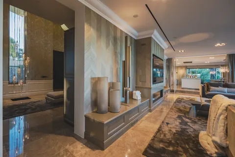 Luxury Villa Beach Front, sea view, heated saltwater pool, jacuzzi, garden fireplace, 8 bedrooms in Algarve Classified ads for sale For Super Rich