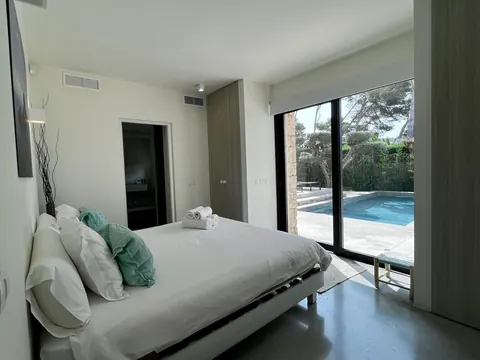 Luxury Villa Beach Front Panoramic View, 9 bedrooms in santa eulalia del rio - ibiza prix for sale For Super Rich