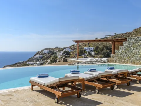 Mykonian style Villa Panoramic View, 800 meters from the Port, 10 bedrooms in Mykonos New for sale For Super Rich