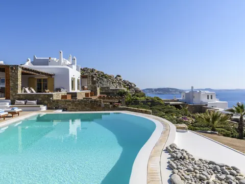 Mykonian style Villa Panoramic View, 800 meters from the Port, 10 bedrooms in Mykonos