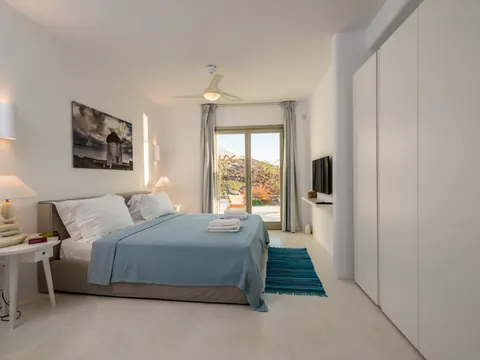 Luxury Villa Sea View swimming pool, jacuzzi, 8 bedrooms in Mykonos real estate for sale For Super Rich