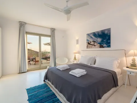 Luxury Villa Sea View swimming pool, jacuzzi, 8 bedrooms in Mykonos ultra luxury for sale For Super Rich