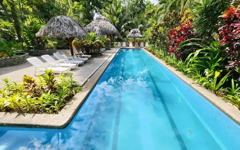 Colonial Tropical Retreat Hotel Beach Front Sea View, 10 bedrooms in Bluff Beach, Isla Colón, Bocas del Toro HZ0212 for sale For Super Rich Colonial Tropical Retreat Hotel Beach Front Sea View, 10 bedrooms in Bluff Beach, Isla Colón, Bocas del Toro HZ0212 for sale For Super Rich