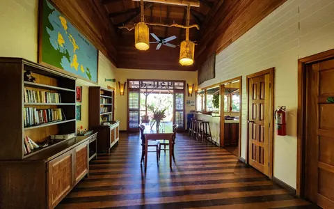 Colonial Tropical Retreat Hotel Beach Front Sea View, 10 bedrooms in Bluff Beach, Isla Colón, Bocas del Toro buy for sale For Super Rich Colonial Tropical Retreat Hotel Beach Front Sea View, 10 bedrooms in Bluff Beach, Isla Colón, Bocas del Toro buy for sale For Super Rich