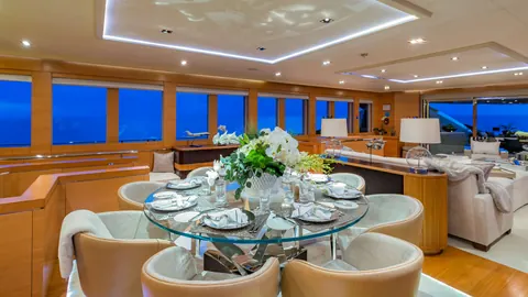 PALMER JOHNSON DB9 52.36 Meters prix charter rental For Super Rich