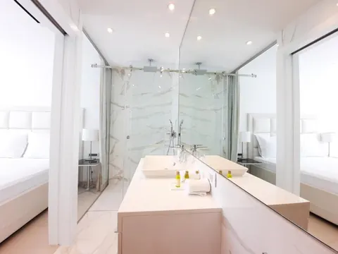 Luxury Hotel Panoramic View Sea View, 35 bedrooms in Zadar real estate for sale For Super Rich Luxury Hotel Panoramic View Sea View, 35 bedrooms in Zadar real estate for sale For Super Rich