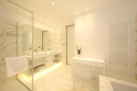 Luxury Hotel Panoramic View Sea View, 35 bedrooms in Zadar image for sale For Super Rich Luxury Hotel Panoramic View Sea View, 35 bedrooms in Zadar image for sale For Super Rich
