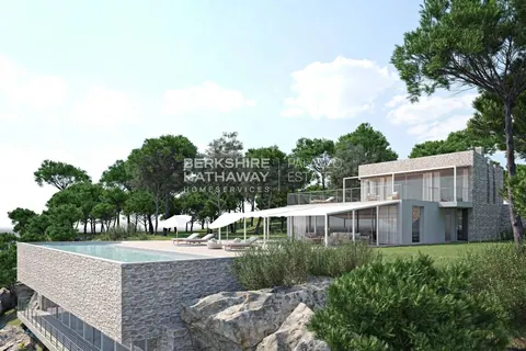 Design Villa Beach Front with a private beach, 7 bedrooms in Duino - Aurisina available for sale For Super Rich Design Villa Beach Front with a private beach, 7 bedrooms in Duino - Aurisina available for sale For Super Rich