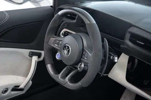 2023 Maserati MC20 buyers for sale For Super Rich