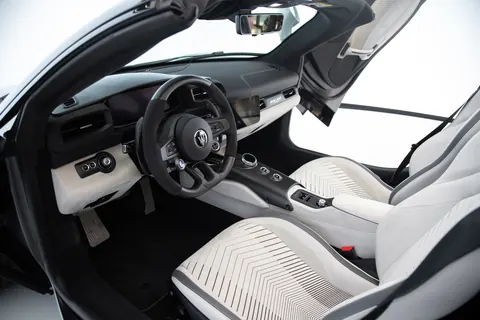 2023 Maserati MC20 UAE for sale For Super Rich