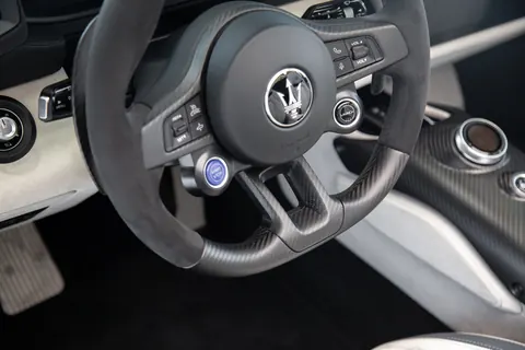 2023 Maserati MC20 buy for sale For Super Rich