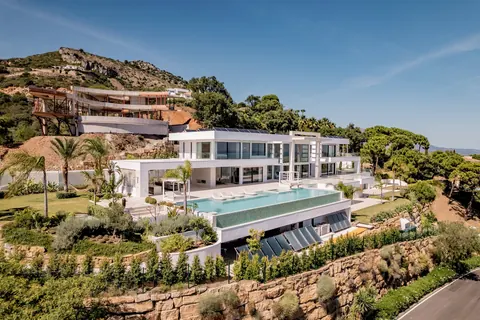 Design Villa Panoramic View Home cinema, wine cellar, gym, 7 bedrooms in Benahavis - Marbella