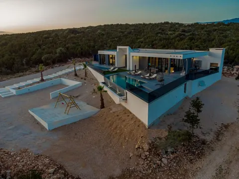 Luxury Villa Panoramic View Sea View, 12 bedrooms in Otok Pag Novalja image for sale For Super Rich
