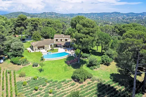 Elegant Villa Sea views to the Bay of Theoule nice pool, +5 bedrooms in Cannes