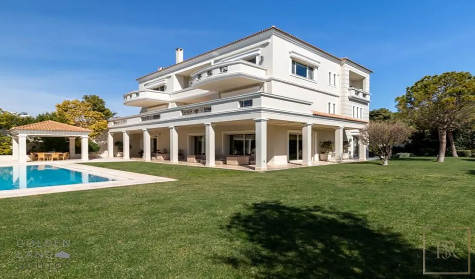 Premium Villa Nice Garden & Pool, 9 bedrooms in Athens for sale For Super Rich Premium Villa Nice Garden & Pool, 9 bedrooms in Athens for sale For Super Rich