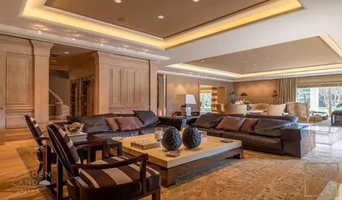 Premium Villa Nice Garden & Pool, 9 bedrooms in Athens best for sale For Super Rich Premium Villa Nice Garden & Pool, 9 bedrooms in Athens best for sale For Super Rich