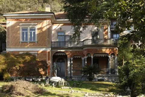 High-end Villa Lake View, 10 bedrooms in Lake Como