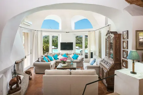 Architectural Villa Sea View Celvia beach, 6 bedrooms in Porto Cervo, Sardinia available for sale For Super Rich