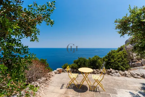 High-end Villa Sea front magnificent landscape, 5 bedrooms in Gagliano del Capo - Apulia value for sale For Super Rich