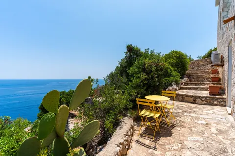 High-end Villa Sea front magnificent landscape, 5 bedrooms in Gagliano del Capo - Apulia top for sale For Super Rich