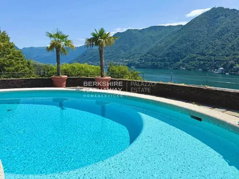 Elegant Villa breathtaking lake views, Swimming pool, 8 bedrooms in Como available for sale For Super Rich