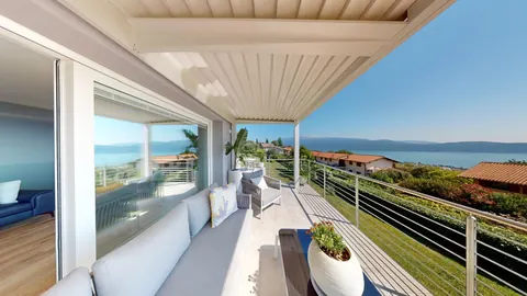 Modern Villa Breathtaking view of the lake Swimming pool, 4 bedrooms in Toscolano Maderno - Lake Garda price for sale For Super Rich