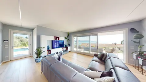 Modern Villa Breathtaking view of the lake Swimming pool, 4 bedrooms in Toscolano Maderno - Lake Garda value for sale For Super Rich