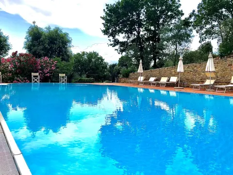Country Ranch/Farm nestled in the hills swimming pool, 20 bedrooms in Casole D'elsa - Tuscasny V006748 for sale For Super Rich