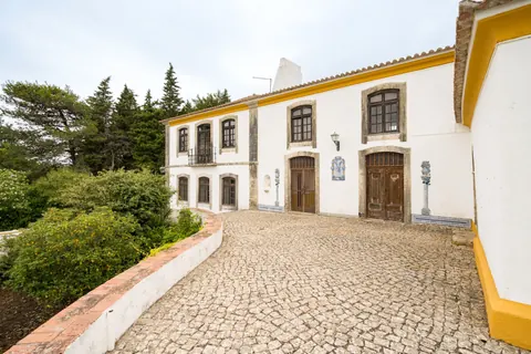 Century Ranch/Farm XV Century Property Chapel, 9 bedrooms in Azeitão - Setubal Used for sale For Super Rich