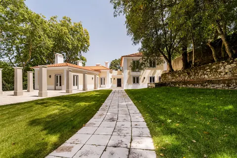 Architectural House Mountain View UNESCO World Heritage Sit, 4 bedrooms in Sintra